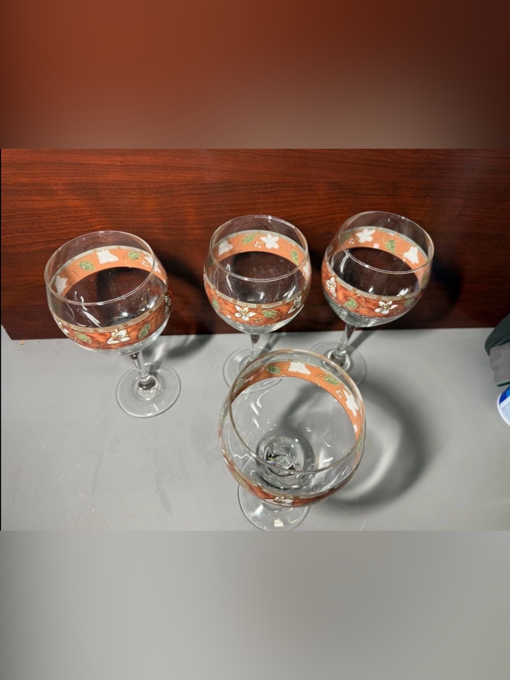 Set of 4 Floral Stemmed Wine Glasses Orange Green White - Picture 4 of 11